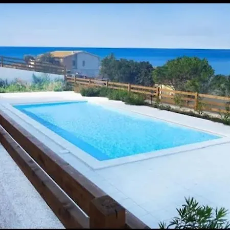 Mare Isola Rossa, Paduledda, Sardegna Lejlighed